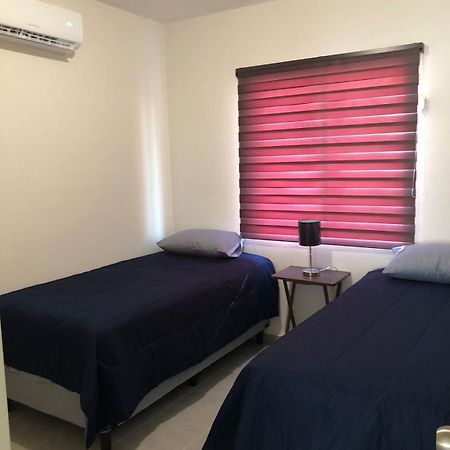 Apartamento Familiar Con Alberca En Playa Del Carmen Exterior photo